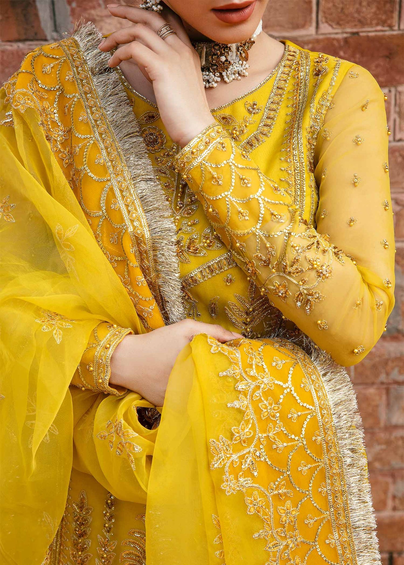Explore a world of timeless fashion with the Royal Club Clothing collection! From exquisitely crafted bridal wear to chic everyday essentials, our designs combine tradition with contemporary flair.
#NewArrival ❤️🔥❤️🔥❤️🔥
Presenting this mesmerising